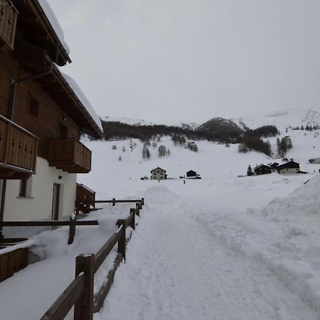 Serene Holiday Home in Livigno Italy near Ski Area Esterno foto