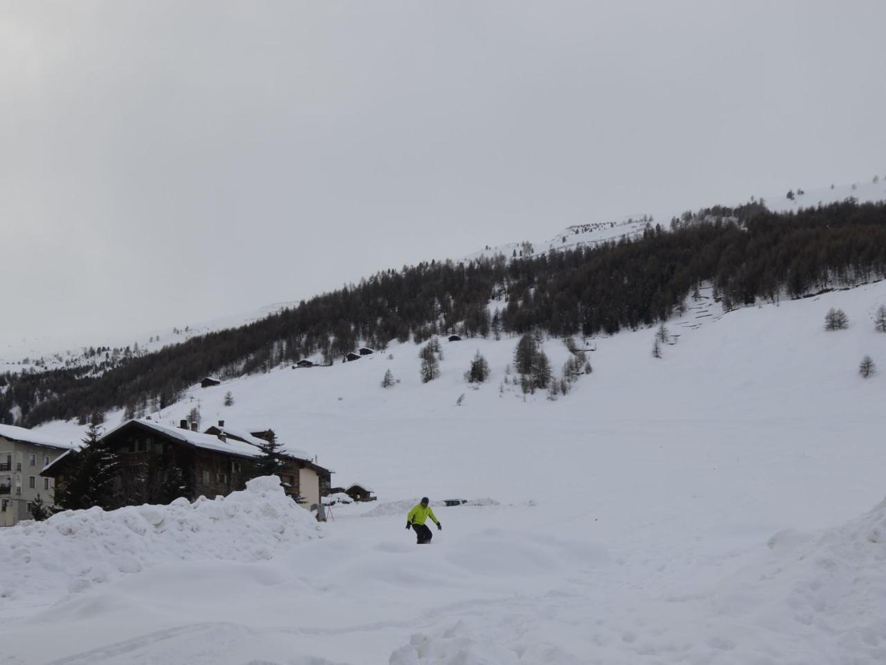 Serene Holiday Home in Livigno Italy near Ski Area Esterno foto