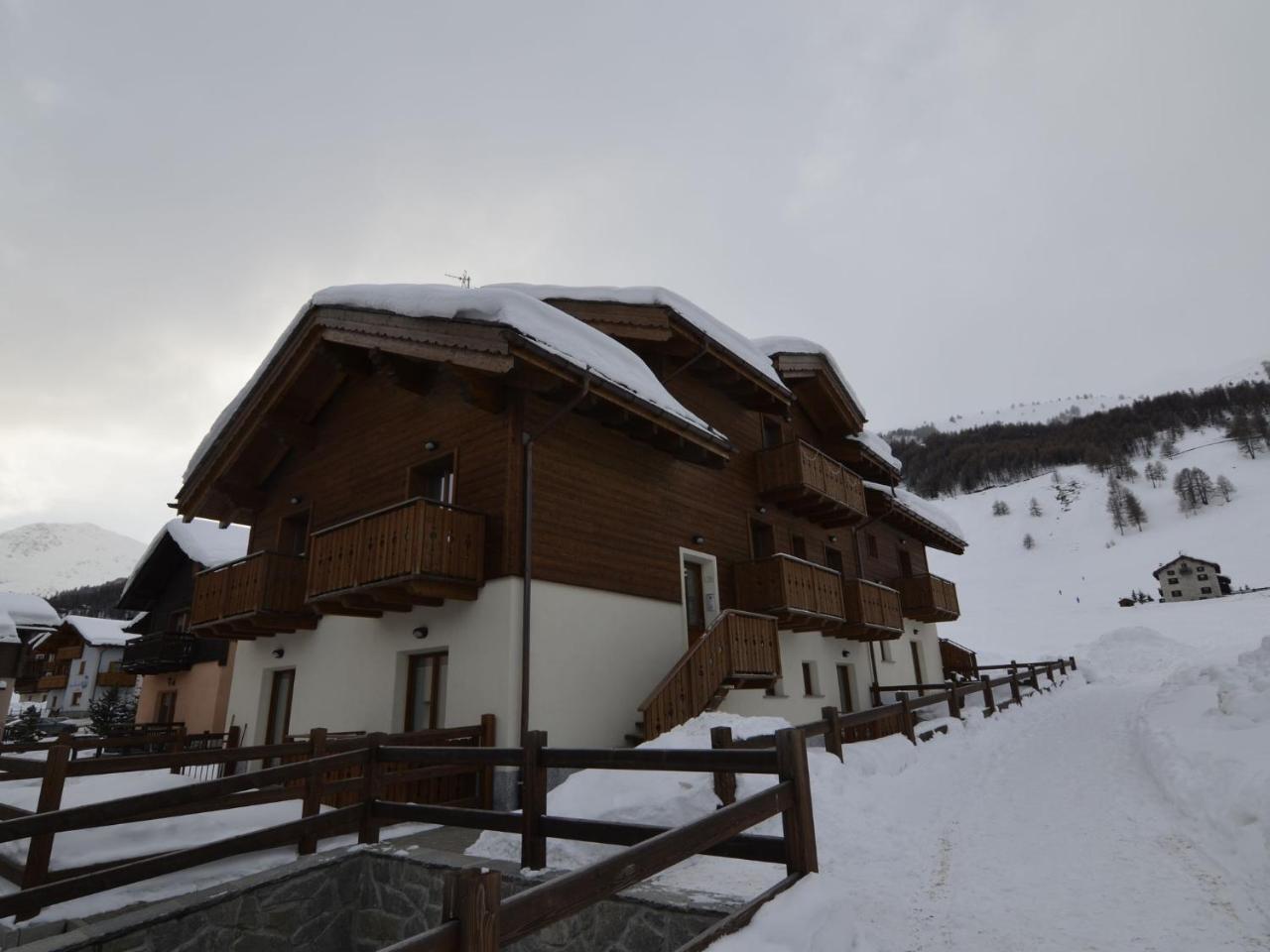 Serene Holiday Home in Livigno Italy near Ski Area Esterno foto
